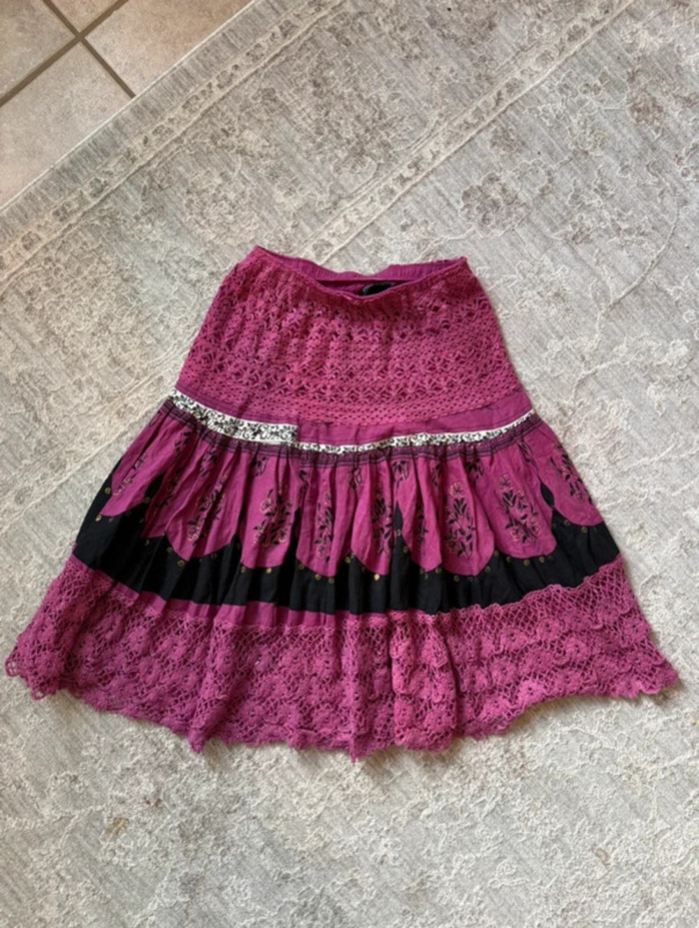 Bohemian Cafe Pink Floral Crochet Boho Midi Skirt Size M